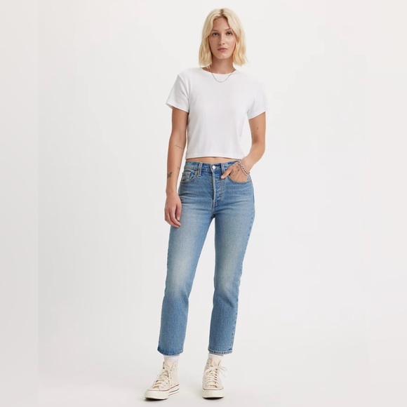 Levi's Denim - LEVI’S wedgie straight fit jeans SIZE: 27